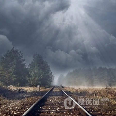 一眼望不到头，蜿蜒的铁路，铁轨高清QQ风景头像图片