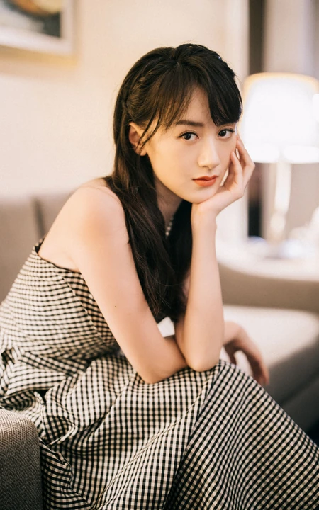 袁冰妍礼裙连衣格子长裙优雅纯美写真照