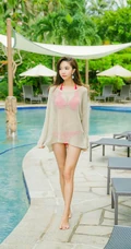 精选匀称身形女生模特儿朴秀妍沙滩泳装系列高挑气质写真照片图集