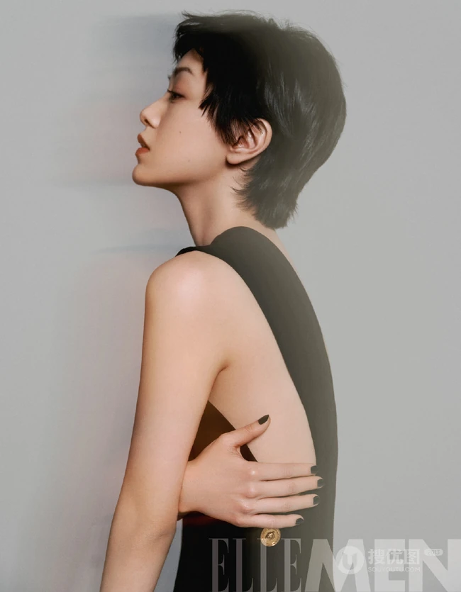 郭采洁&ldquo;美人纪&rdquo;主题杂志写真照，诠释多套服饰带来的不同时尚个性魅力