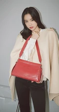 韩国女生艺人孙娜恩时尚气质秋装服饰写真图片