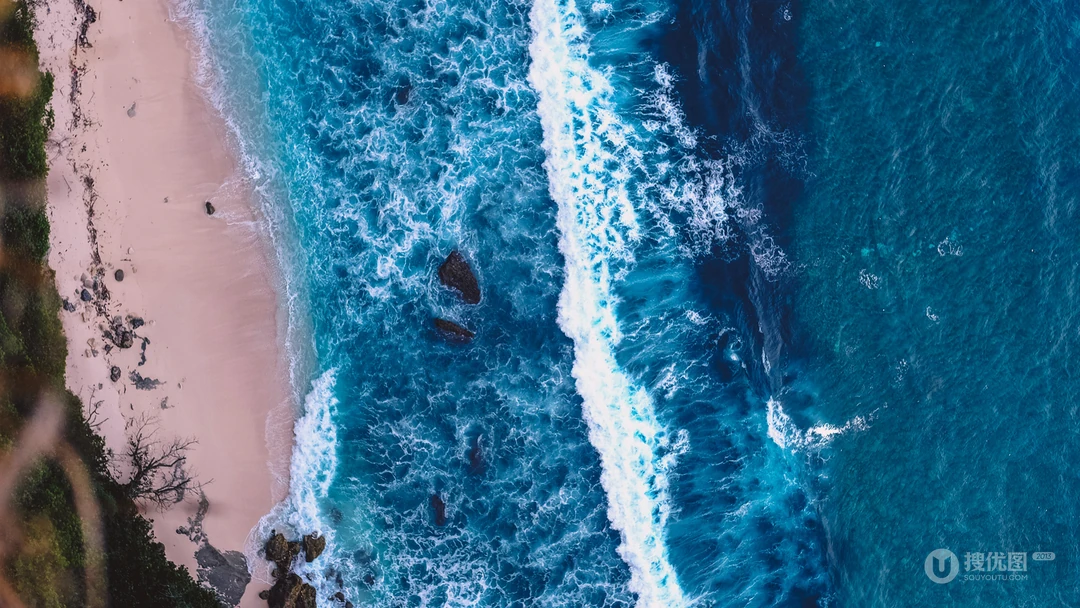 翻滚的海浪，简直是太美啦！海浪翻滚瞬间抓拍超震撼高清桌面壁纸图片
