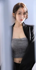 高颜值小脸女生轻熟黑色西装礼裙衣搭配大秀匀称线条纤细纤细线条高清图片