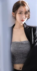 高颜值小脸女生轻熟黑色西装礼裙衣搭配大秀匀称线条纤细纤细线条高清图片