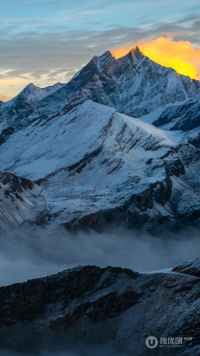 雪山山峰唯美风景手机壁纸，雪山绝顶美景永远看不完！