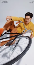 袁成杰尝试多种不同个性潮流的休闲运动装帅气写真照片