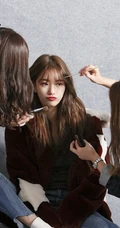 如此颜值何须美颜，一组超好看的各类型美女手机壁纸推荐