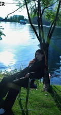 林允尝试不同服饰，场景登暗黑风格杂志写真，酷美，梦幻，美感十足