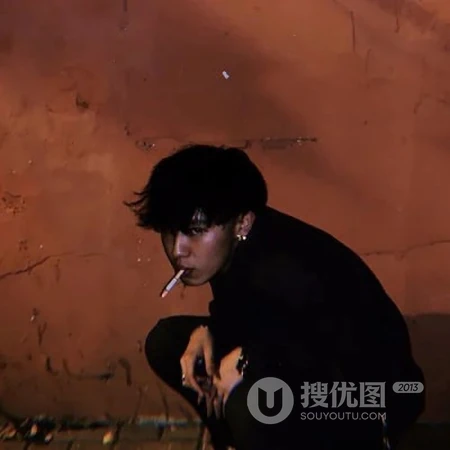 2020大家都喜欢的最火真人男生不露脸，侧颜，帅气，冷酷QQ头像图片