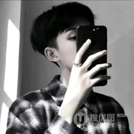 2020大家都喜欢的最火真人男生不露脸，侧颜，帅气，冷酷QQ头像图片