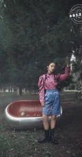 吴佳怡个性雨林风杂志写真