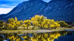 青山绿水，有山有水的美丽大自然风景电脑壁纸套图