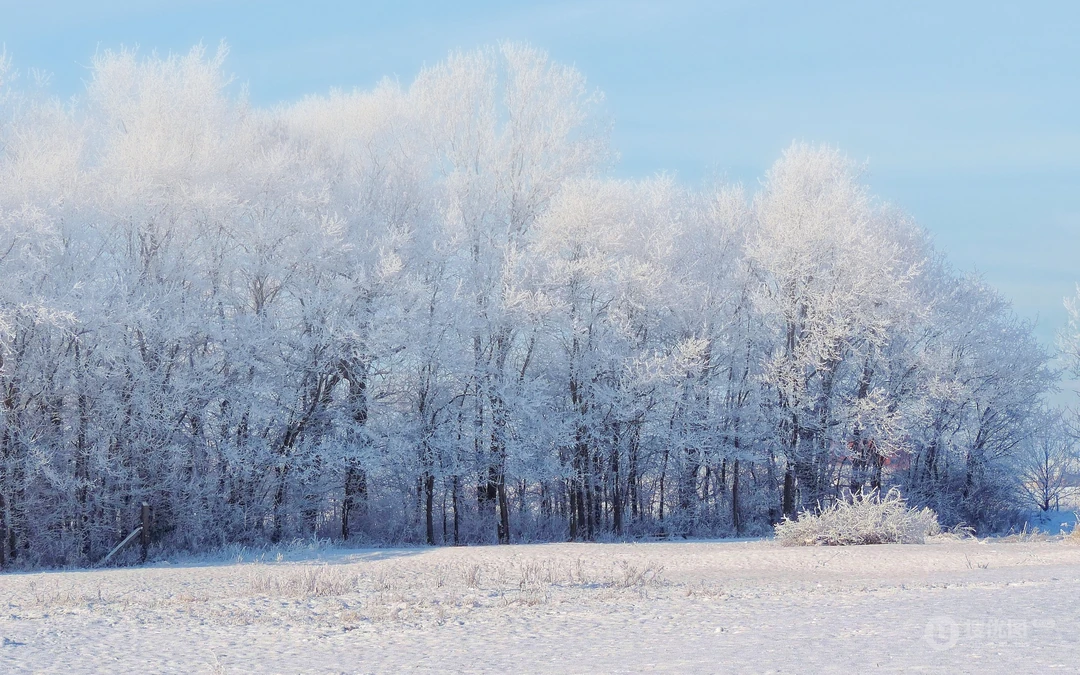 让人心旷神怡的雪山壁纸套图，白茫茫的雪山太美了
