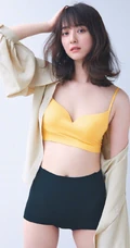 现年32岁的佐佐木希最新气质杂志写真