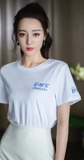 迪丽热巴清新清新白色T恤紧身短裙超美品牌代言写真照片