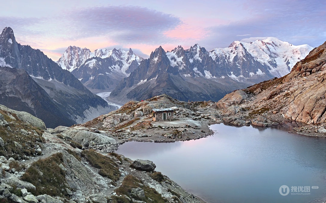 有山，有雪，有湖，才能构成这最美的一幅风景