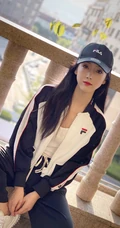 女生宣璐清爽动人休闲运动风写真图片