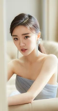 张月气质礼裙轻纱蓝裙甜美写真图片