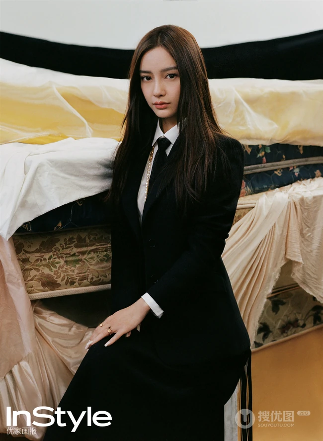 angelababy优家画报杂志造型多变酷美封面写真照
