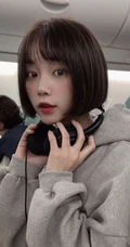外型甜美，身材超气质的俏丽短发韩国网拍少女自拍，生活照图片集