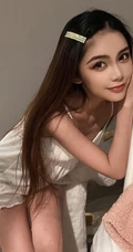 可气质，可温柔，可亮眼的气质混血女生模特Cammi生活照片图集