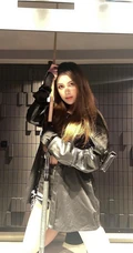 可气质，可温柔，可亮眼的气质混血女生模特Cammi生活照片图集