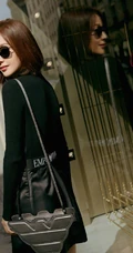 佟丽娅酷美黑衣黑裙搭配黑色墨镜时尚街拍look写真美照