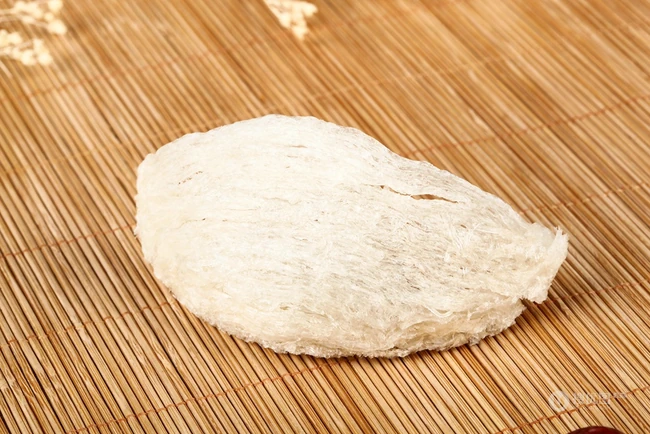 晒干后，处理好，可供人食用的燕窝特写高清图片 第3张