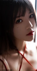 【喵糖映画】气质少女桜桃喵红色肩带真丝睡裙柔美吸睛室内写真图集