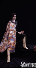 女生歌手徐艺洋黑，红，白三色不同穿搭甜美酷冷时尚写真