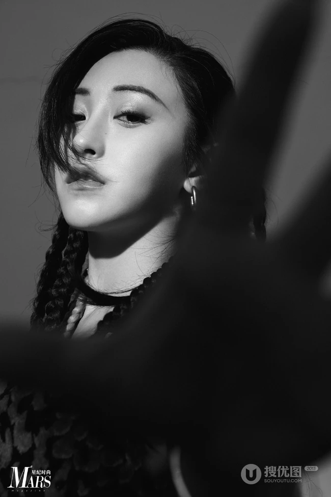 精致美人朱圣祎高清优雅动人写真