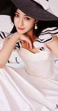 精致美人朱圣祎高清优雅动人写真
