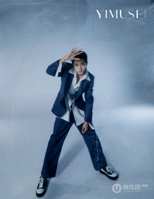 小脸帅哥R1SE赵让多套时尚个性服饰穿搭杂志写真照片