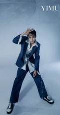 小脸帅哥R1SE赵让多套时尚个性服饰穿搭杂志写真照片