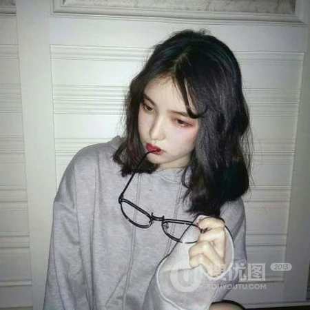 伤感，冷酷，个性唯美真人女生头像，精选21张优质漂亮女生QQ头像图片