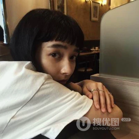 伤感，冷酷，个性唯美真人女生头像，精选21张优质漂亮女生QQ头像图片