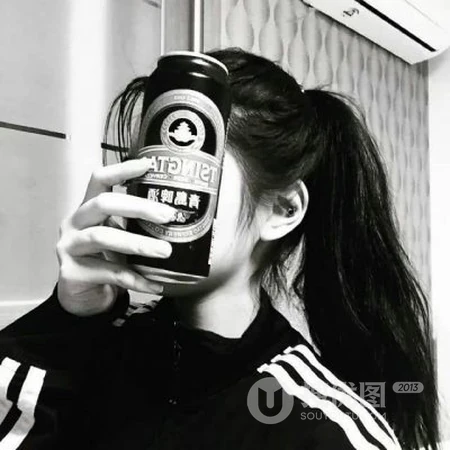 黑白伤感，高冷，酷酷的，好看的等不同风格真人网图女生qq头像黑白图片