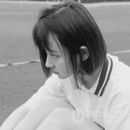 黑白伤感，高冷，酷酷的，好看的等不同风格真人网图女生qq头像黑白图片