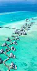 高空航拍海边旅游胜地造型奇特的别墅群超清手机壁纸