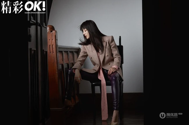 迪丽热巴酷美，高冷，潮流，时尚杂志写真，诠释不同风格服饰的定义