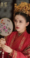 赵樱子《长安诺》饰演的贺兰茗玉超美凤冠霞衣流泪剧照宣传图片