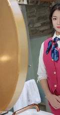 优雅灵动高挑女生Laura苏雨彤气质空乘制服装短裙袜装系列剧情版写真集