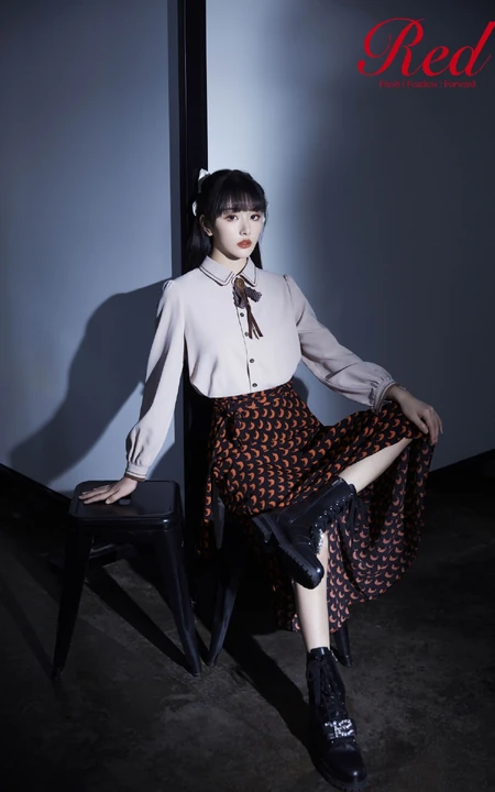 孔雪儿高冷十足唯美写真