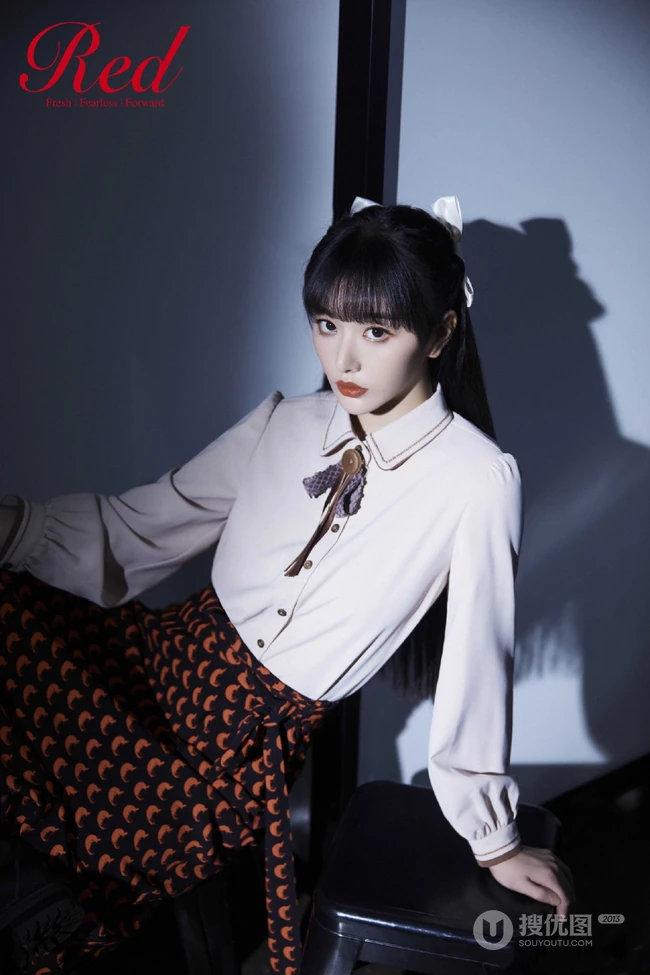 孔雪儿高冷十足唯美写真