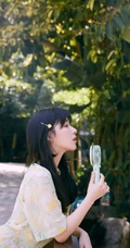 阚清子绿意盎然，甜美动人清新苹果连衣裙LOMO色秋日淡雅写真集