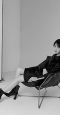 黑龙江女演员王佳宇纯黑色丝裙黑白写真