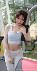 健身房里的气质亮眼魔鬼身材女生薛琪琪sandy紧身运动衣白裤吸睛写真集