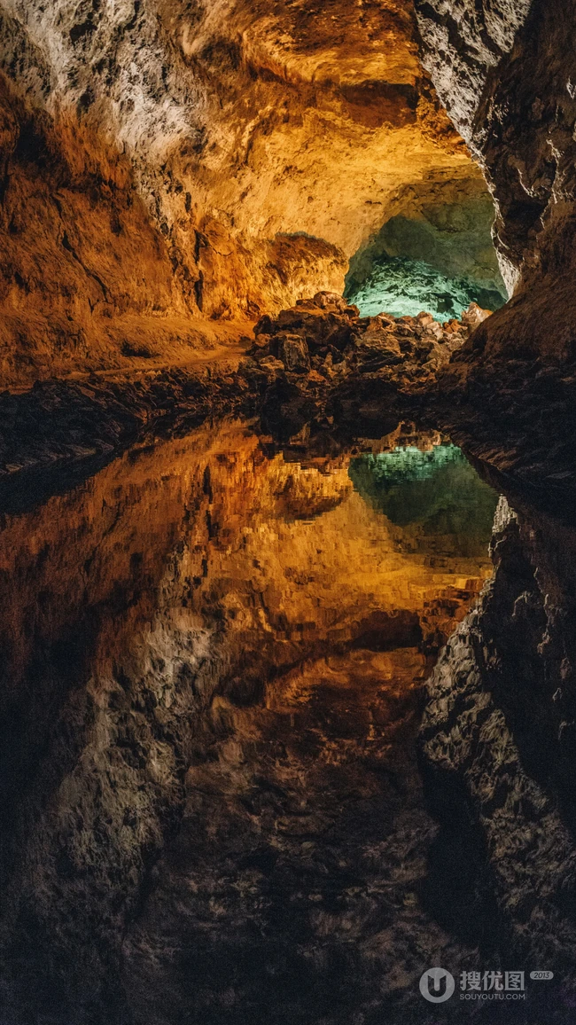 大自然的鬼斧神工天然的溶洞风景手机壁纸