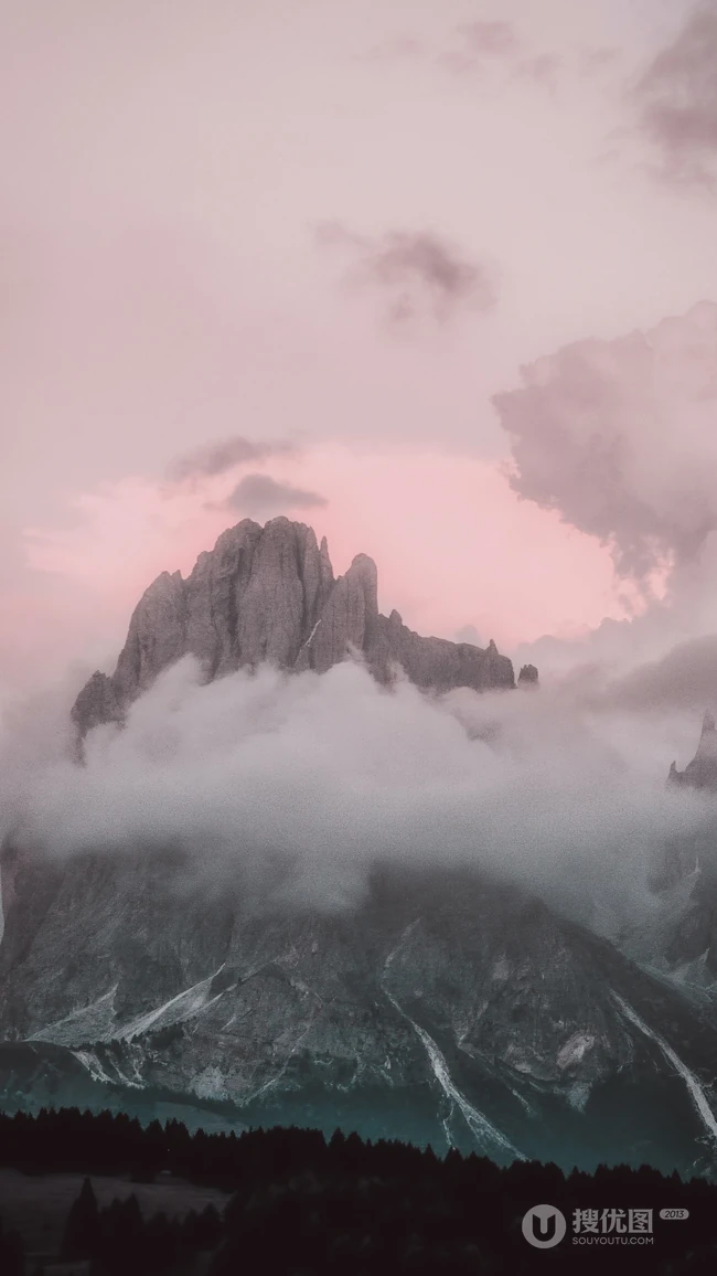 冲上云霄的大山高清风景手机壁纸