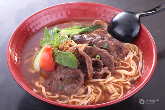 色香味俱全的忘情牛肉面图片 第3张